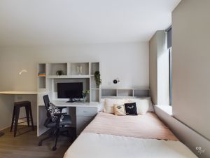 bedroom area - click for photo gallery